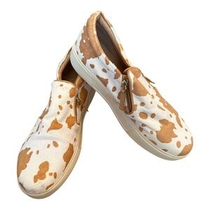 Very Volatile Leather Athletic‎ Shoes